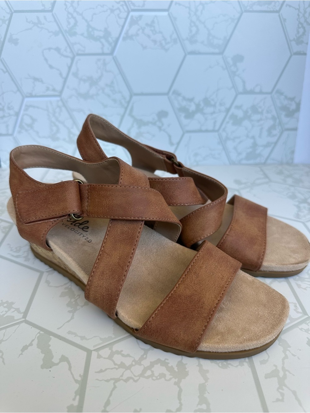 Life Stride Tan Crisscross Strap Sandals